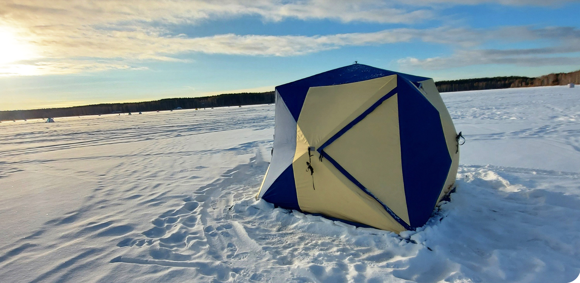 ICE FISHING TENT